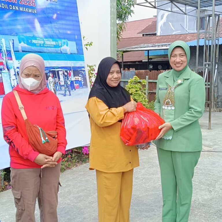 Bazar Sembako Kodim 0909/Kutai Timur Jadi Salah Satu Rangkaian HUT TNI ke-81