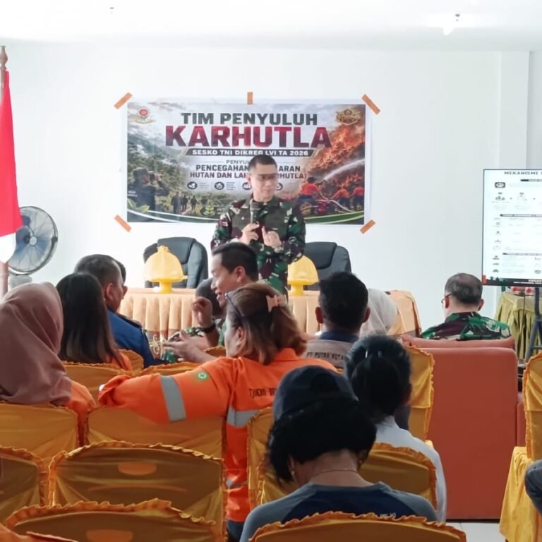 Sesko TNI Gelar Sosialisasi Karhutla di Teluk Lingga