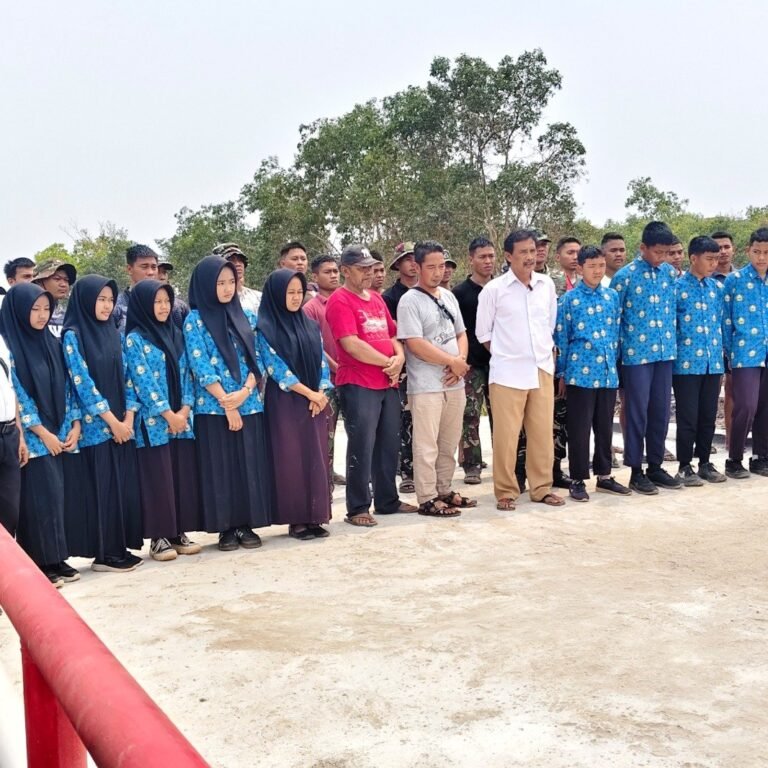 Selesai dalam Dua Bulan, Jembatan Aramco Buka Peluang Ekonomi Warga Harapan Makmur