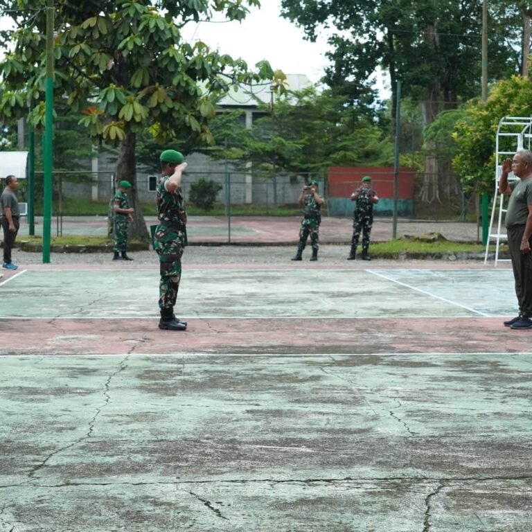 Senam dan Jalan Santai Warnai Jumat Sehat Korem 012/Teuku Umar