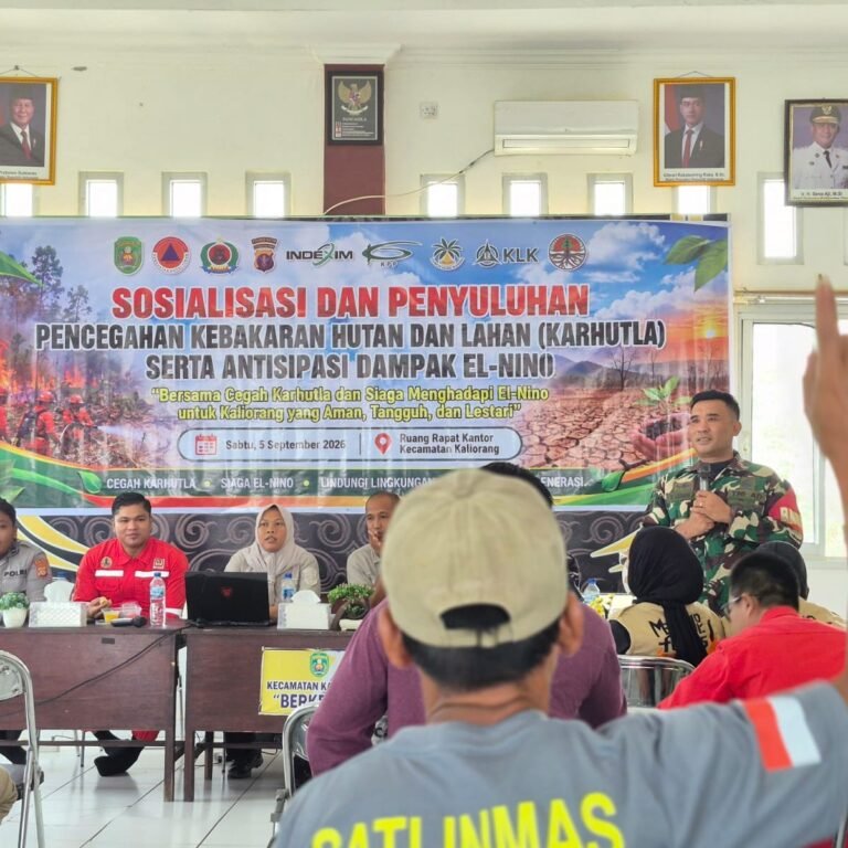 Babinsa dan Stakeholder Gelar Sosialisasi Karhutla di Balai Kecamatan Kaliorang