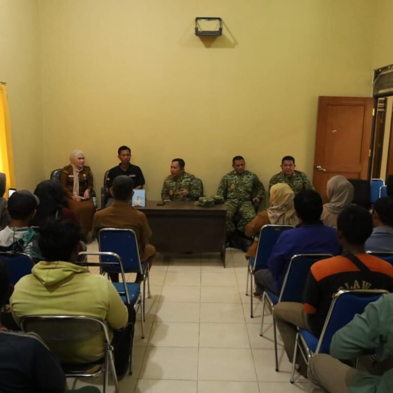 Antisipasi Karhutla, Tim Sesko TNI Latih PT KIU di Tapin