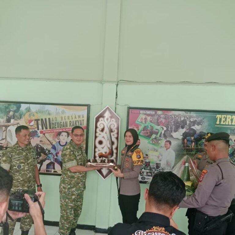 ‎‎Kapolres Batola Silaturahmi ke Makodim 1005/Barito Kuala, Perkuat Sinergitas TNI–Polri Sambut HUT TNI ke-81
