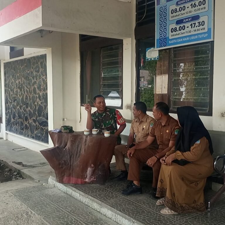 Cegah Karhutla, Babinsa Kodim 0114/Aceh Jaya Bersama Kecamatan Jaya Edukasi Warga