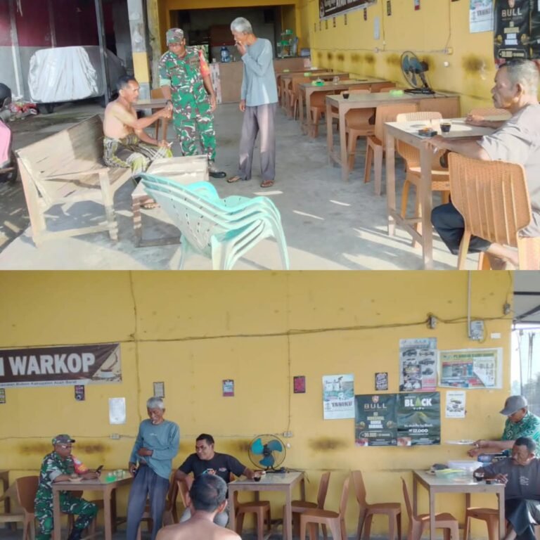 Komsos di Alue Lhok, Babinsa Bubon Dorong Sinergi TNI dan Masyarakat