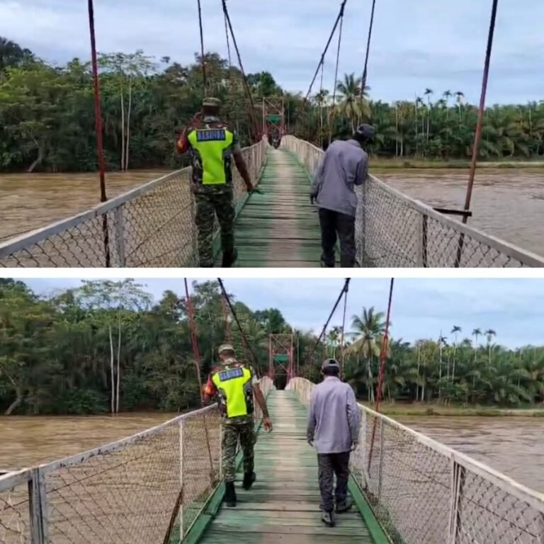 Pemantauan Jembatan dan Debit Air Jadi Langkah Kewaspadaan Babinsa Aceh Barat