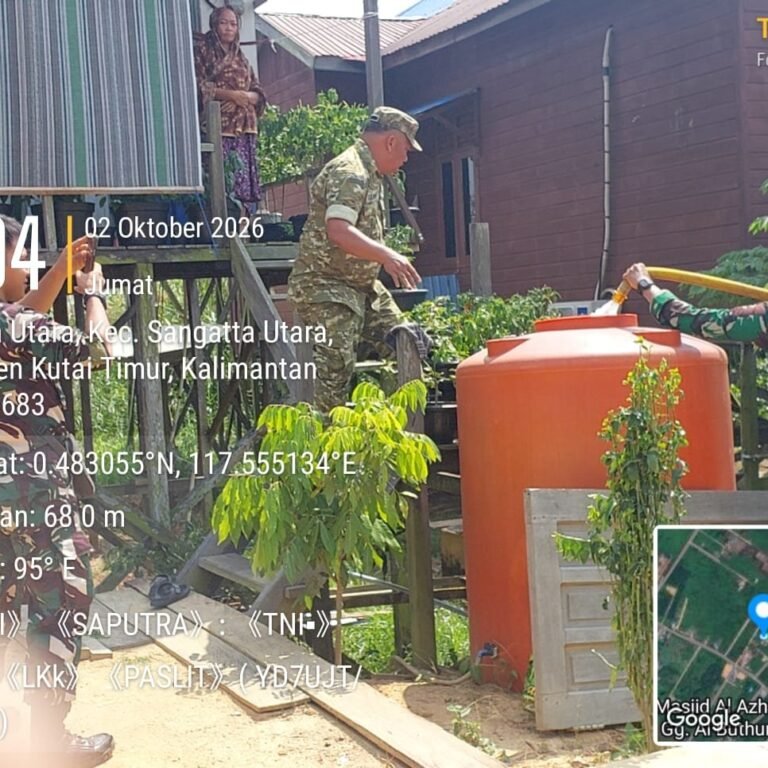 Warga Sangatta Utara Terima Air Bersih dari Kodim 0909/Kutai Timur