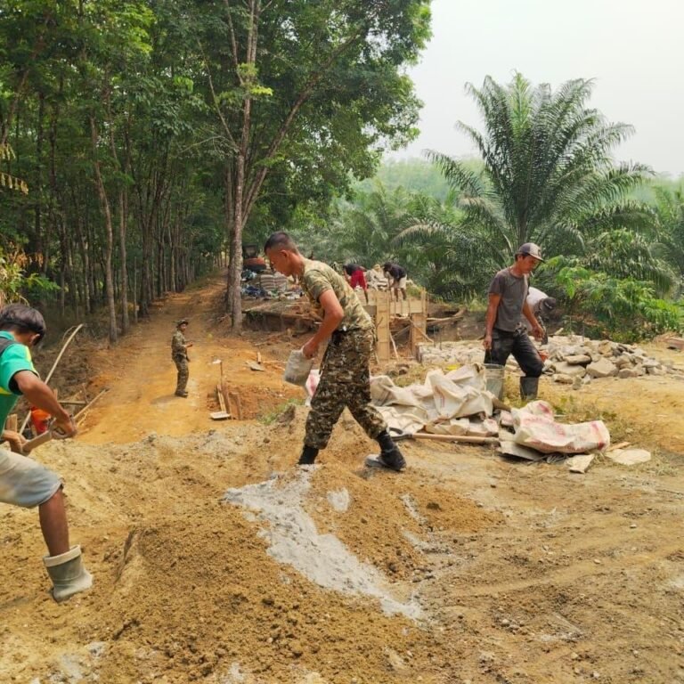 Gotong Royong Dorong Progres 30% Pembangunan Jembatan Garuda Tahap VII di Tapin