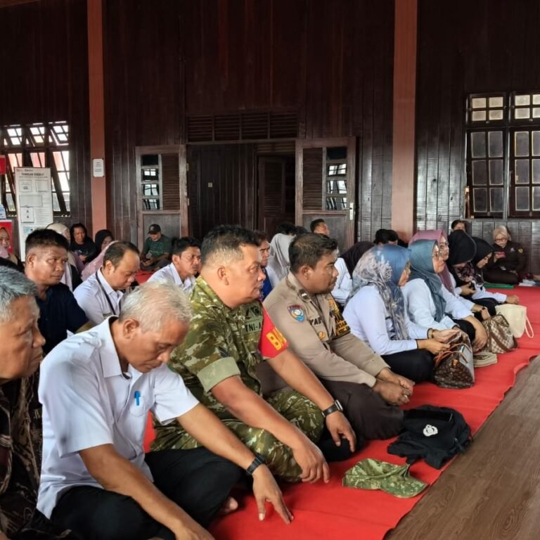 Persiapan Sosialisasi Edukasi Keuangan: OJK dan Masyarakat Adat Kutai Gelar Koordinasi di Sangatta Utara