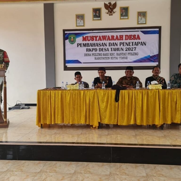 Balai Desa Pulung Sari Gelar Musdes Penetapan RKPDes 2027, Serda Agung Sosialisasi Rekrutmen TNI