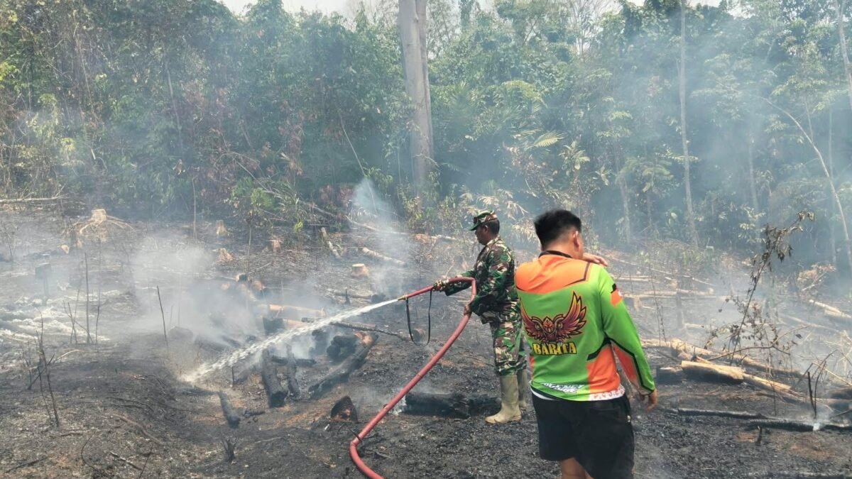 Dua Kebakaran di Binuang Padam dalam Hitungan Jam, Babinsa Turun Tangan