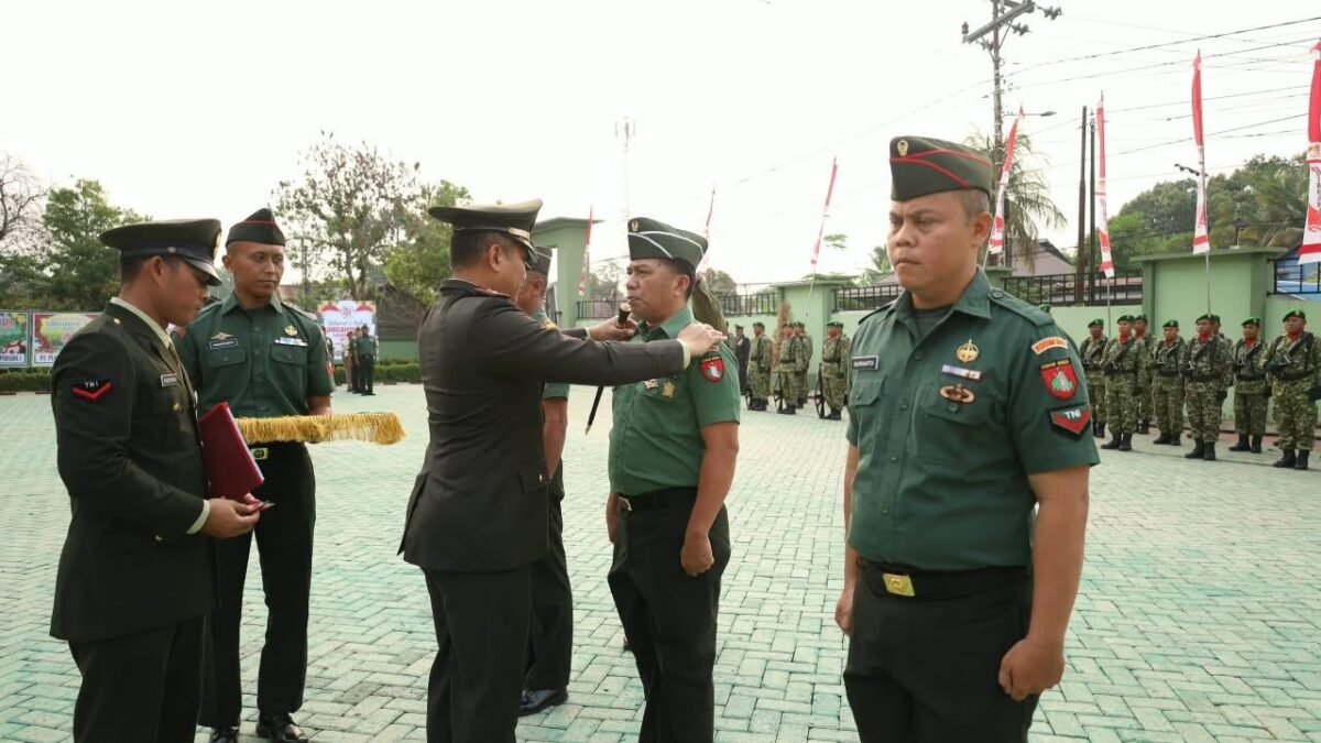 15 Prajurit Kodim 1010/Tapin Naik Pangkat Saat HUT TNI ke-81, Tiga Personel Masuk MPP