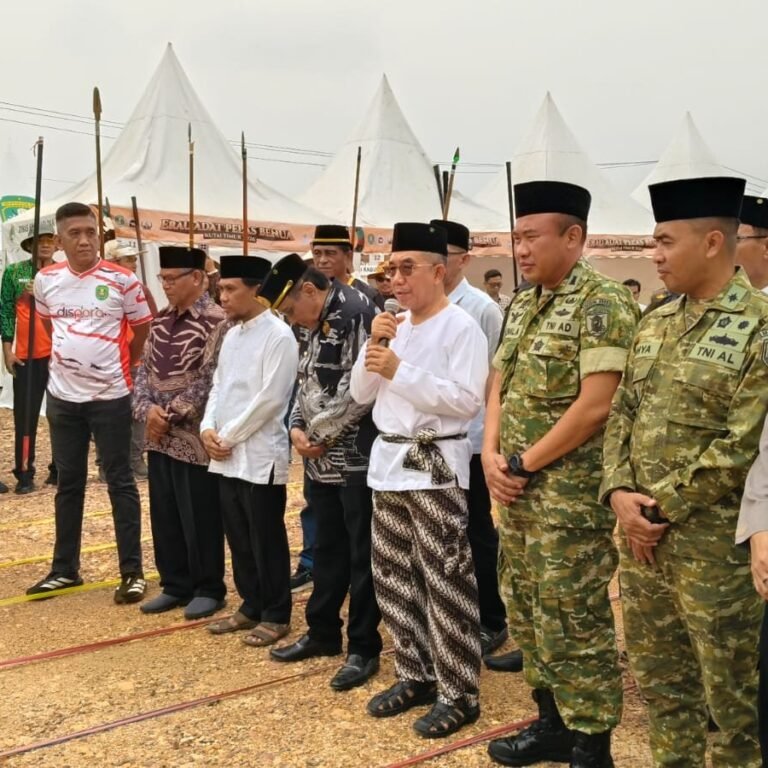 Dandim 0909/Kutai Timur Ikut Ziarah Datuk Sampai pada Pembukaan Erau 2026