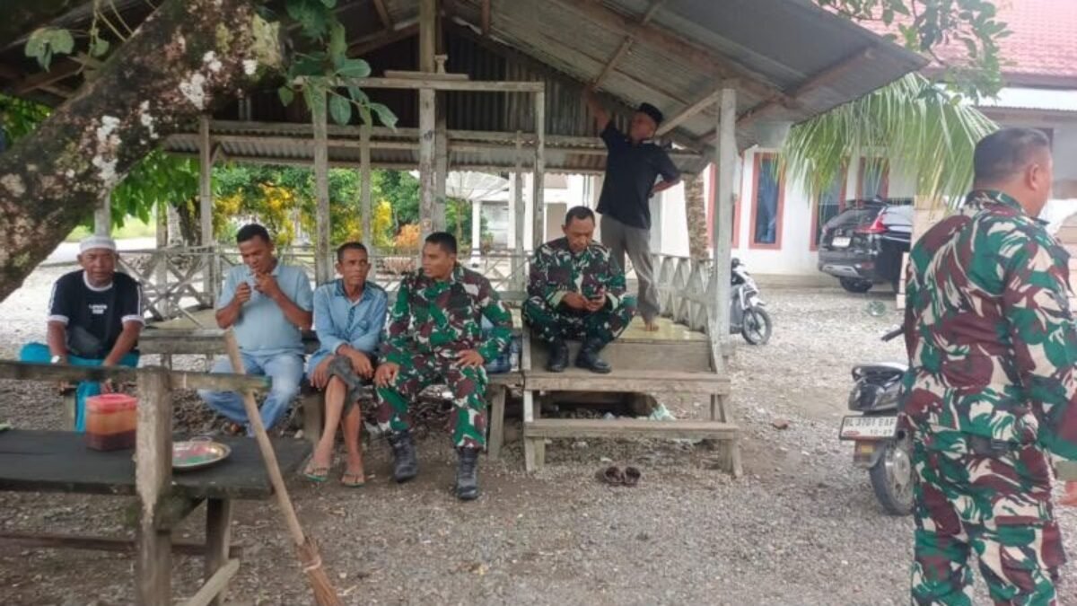 Babinsa Kodim 0116/Nagan Raya Ingatkan Warga Sawang Mane Waspadai Kebakaran Lahan